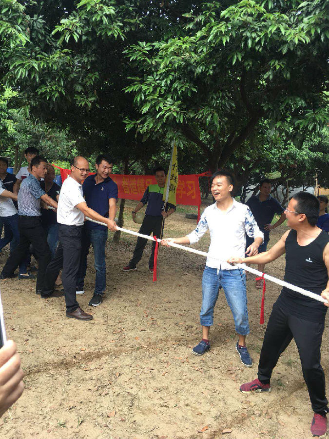 華奇密封件拔河比賽 ，賽出企業的競爭文化！